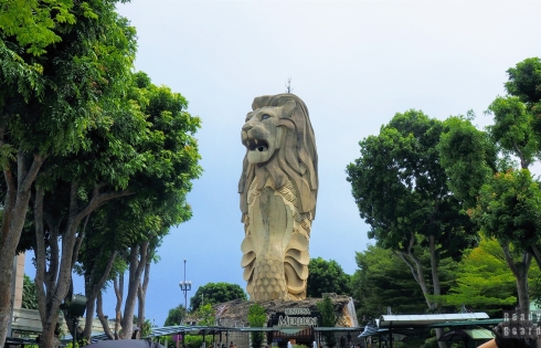 Tượng sư tử biển ở Singapore bị dỡ bỏ