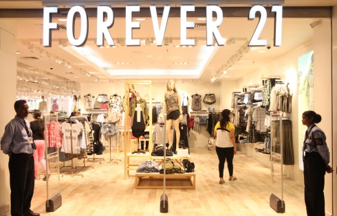 Forever 21 chính thức phá sản