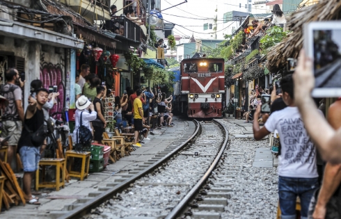 Kế hoạch giải tán 'cà phê đường tàu'