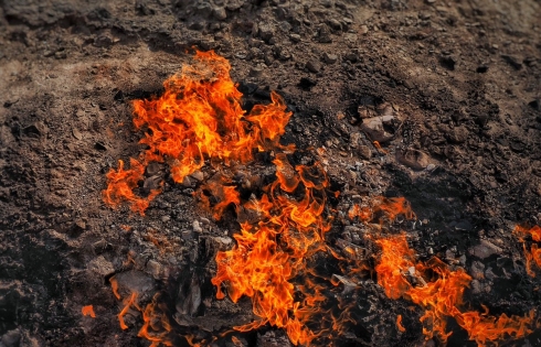 Vùng đất của ngọn lửa cháy 4.000 năm