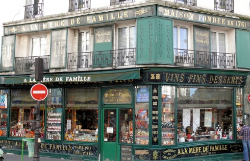 Tiệm chocolate 200 năm tuổi ở Paris