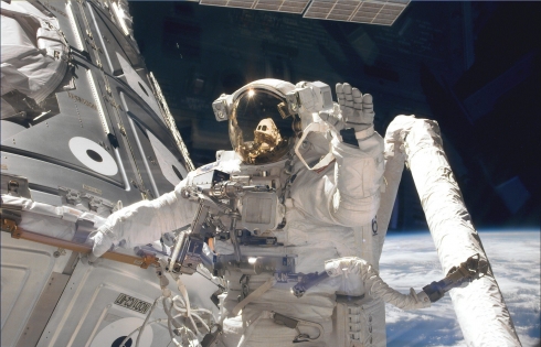 Nga đưa khách đầu tiên lên ISS vào 2023