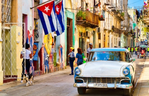 Cuba chào đón khách quốc tế đầu tiên
