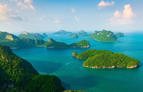 Hòn đảo ở Thái Lan bất ngờ bị vỡ làm đôi