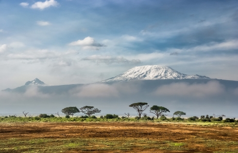 Cháy lớn trên đỉnh Kilimanjaro
