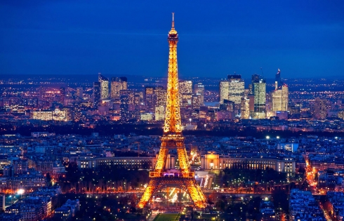 Tháp Eiffel sẽ 'đổi màu'