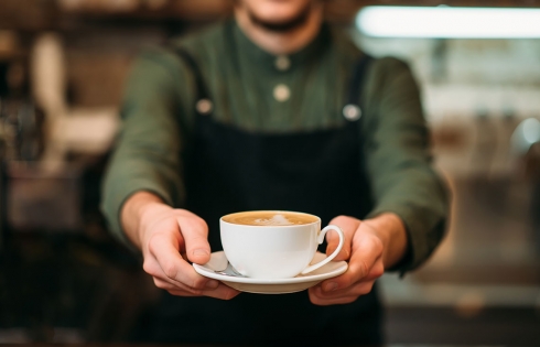 Uống cà phê giúp giảm nguy cơ mắc Covid-19?