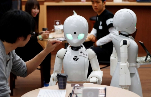 Quán cafe Robot tiếp sức mạnh cho người khuyết tật