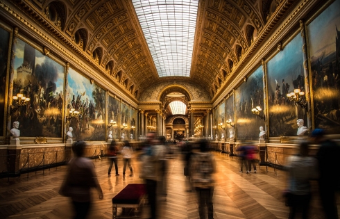 4 phút sống trong Bảo tàng Louvre