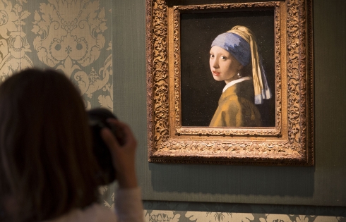 Triển lãm tranh lớn nhất của Vermeer tại Amsterdam