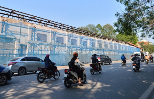 Hà Nội tạm dừng phá dỡ toà nhà Pháp cổ ở Trần Phú