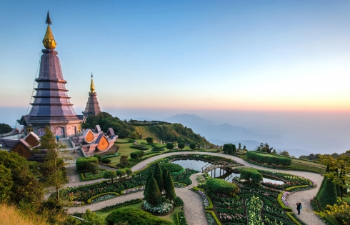 Chính sách thu hút du khách lắm tiền ở Đông Nam Á