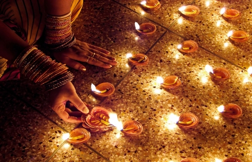 Rực rỡ lễ hội ánh sáng Diwali ở Ấn Độ