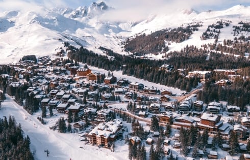 Giới siêu giàu đi trượt tuyết ở đâu?