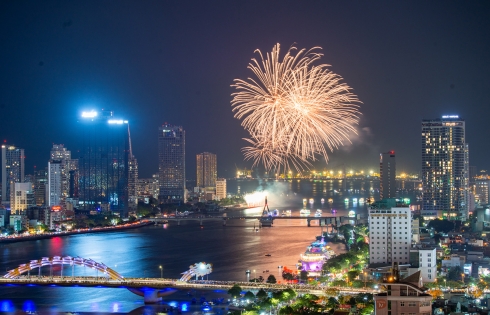 Mãn nhãn đêm khai mạc Lễ hội Pháo hoa quốc tế Đà Nẵng 2023: Đại tiệc âm thanh và ánh sáng