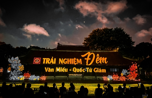 “Tinh hoa đạo học” của người Việt qua Tour Đêm Văn Miếu - Quốc Tử Giám
