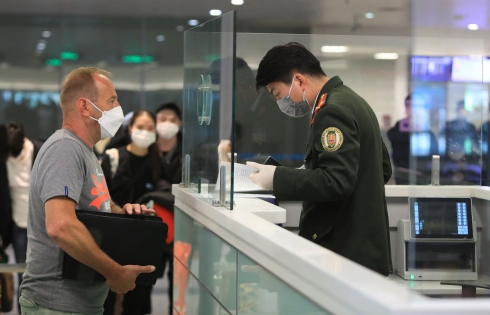 Số lượng hành khách quốc tế bị từ chối nhập cảnh tại Việt Nam tăng mạnh
