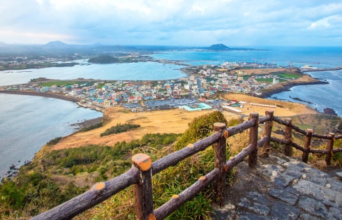 Vì sao đảo Jeju, Hàn Quốc dự định thu phí vào cửa đối với khách du lịch?