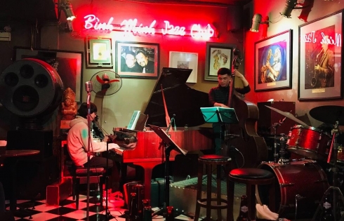 Chill cùng giai điệu nhạc Jazz tại 4 quán pub ở Hà Nội