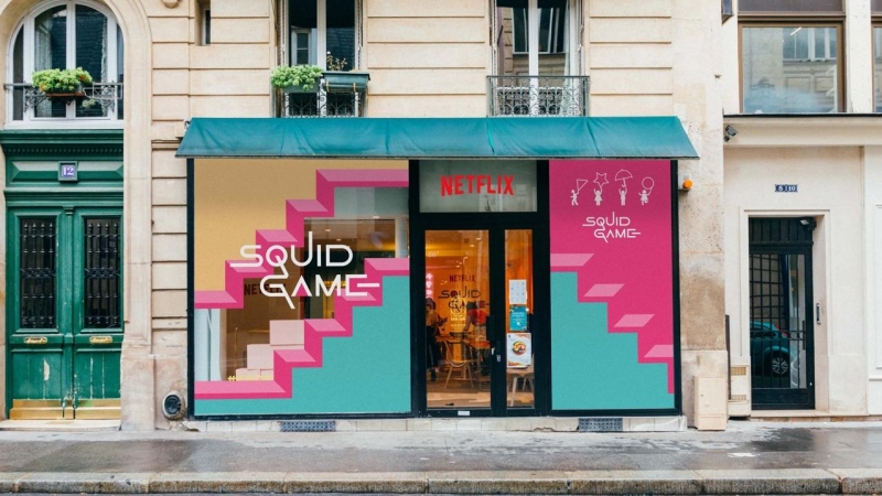 Cả nghìn người xếp hàng chơi Squid Game ở... Paris