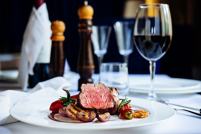Oggi Steak & Bar ưu đãi mừng khai trương
