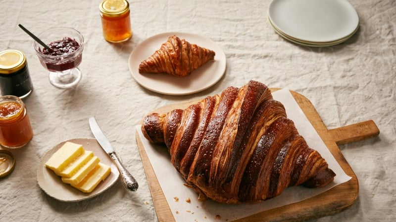 Cách người Pháp thưởng thức bánh sừng bò croissant: Nét tinh tế trong văn hóa ẩm thực