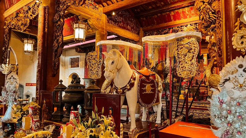 Đầu năm đi lễ đền Bạch Mã - Trấn Đông của kinh thành Thăng Long
