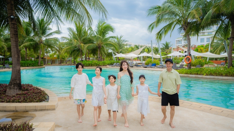 Hé lộ nơi nghỉ dưỡng đầu tiên tại Hội An của gia đình Lý Hải Minh Hà qua chuyến Cinetour Lật Mặt 7