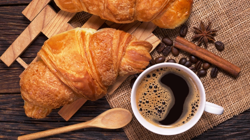 Bánh Croissant từ bánh tráng làm mưa làm gió trên TikTok