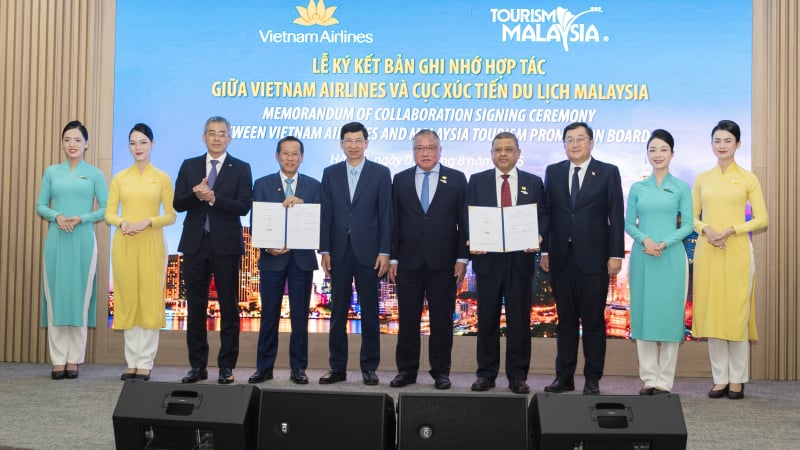 Cục Xúc tiến Du lịch Malaysia và Vietnam Airlines ký kết hợp tác thúc đẩy du lịch