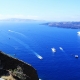 Trải nghiệm biển xanh quyến rũ tại đảo Santorini