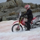 42 tuổi, một mình phượt xe máy qua mọi châu lục