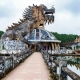 Tượng rồng khổng lồ hồ Thủy Tiên bị phá dỡ