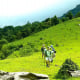 Về Quảng Trị, cùng nhau trekking lên đồi cỏ Xa Reng cắm trại
