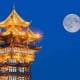 Mặt trăng nhân tạo thắp sáng Trung Quốc