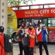 Đoàn VĐV Thái Lan trải nghiệm tour xe buýt 2 tầng tham quan HN