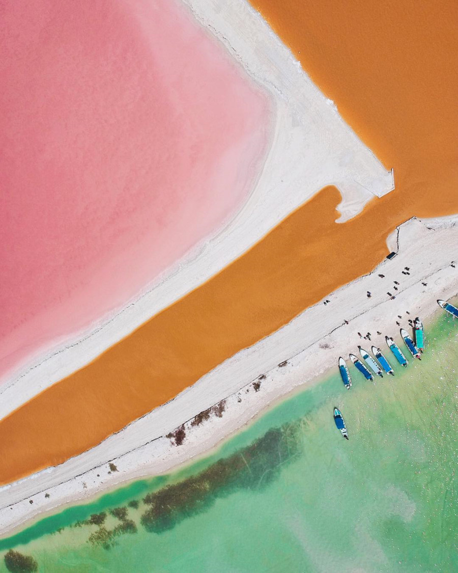 Từ trên cao nhìn xuống, hồ Las Coloradas đẹp không khác gì một tác phẩm sơn dầu trưng bày trong các bảo tàng mỹ thuật