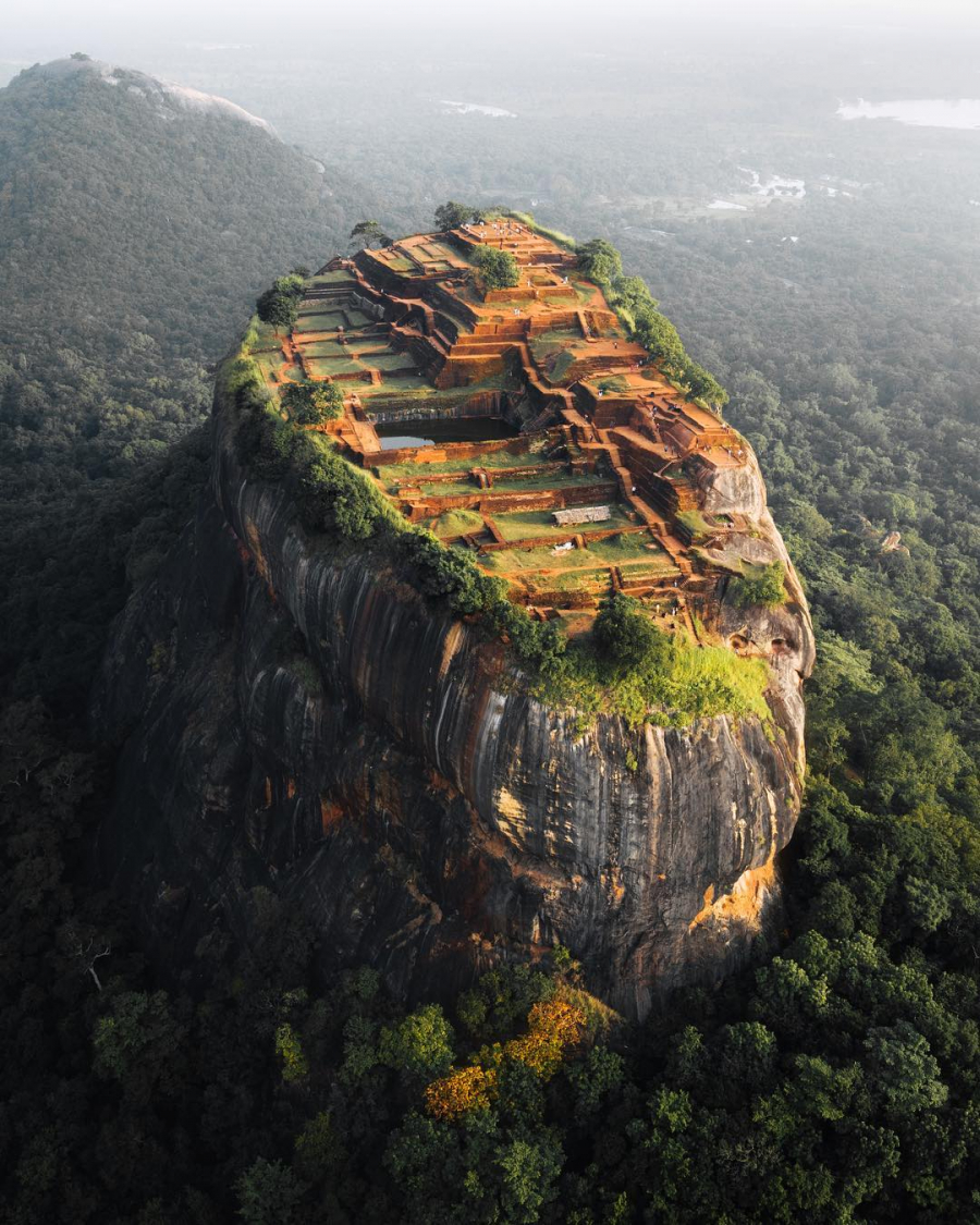 Sigiriya là một trong những pháo đài cổ xưa nhất ở Sri Lanka