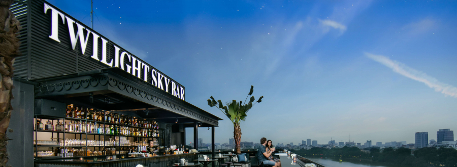 Twilight-Sky-bar-bia