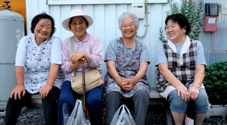 Số người già trên 65 tuổi chiếm 28,1% tổng dân số Nhật Bản