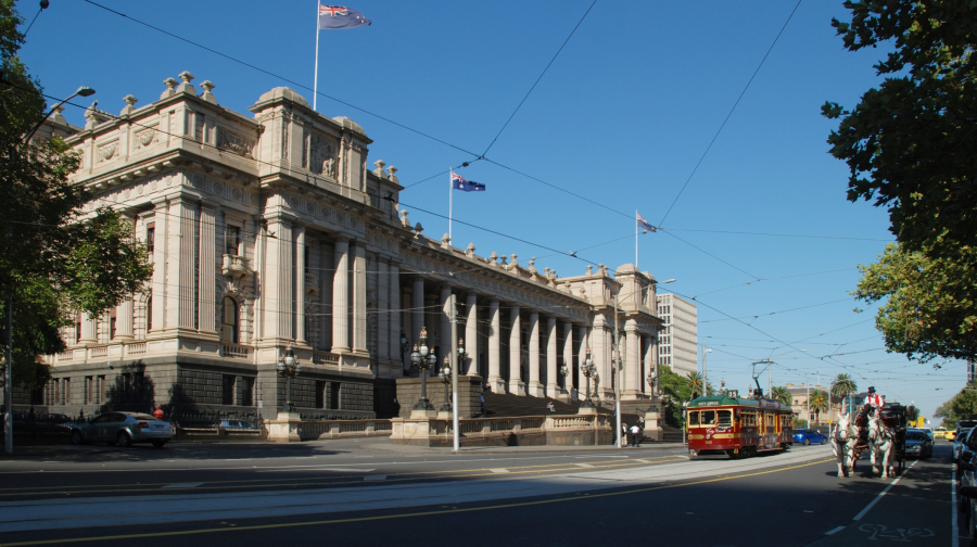 Parliament_House_Melbourne_2010