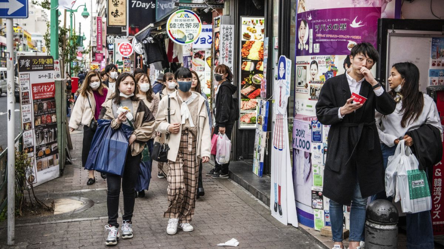 Tình trạng khẩn cấp sẽ ảnh hưởng đến cuộc sống của khoảng 44% dân số Nhật Bản trong khoảng 1 tháng