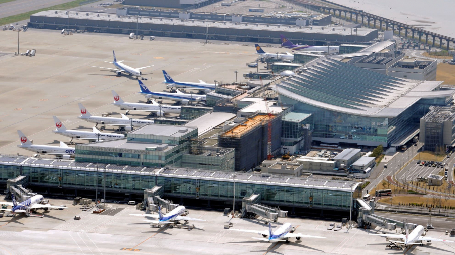 Sân bay Quốc tế Haneda đón gần 87 triệu lượt khách một năm.  