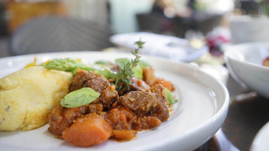 Nhà hàng Basilico là địa điểm lý tưởng cho một bữa tối lãng mạn đậm chất Ý