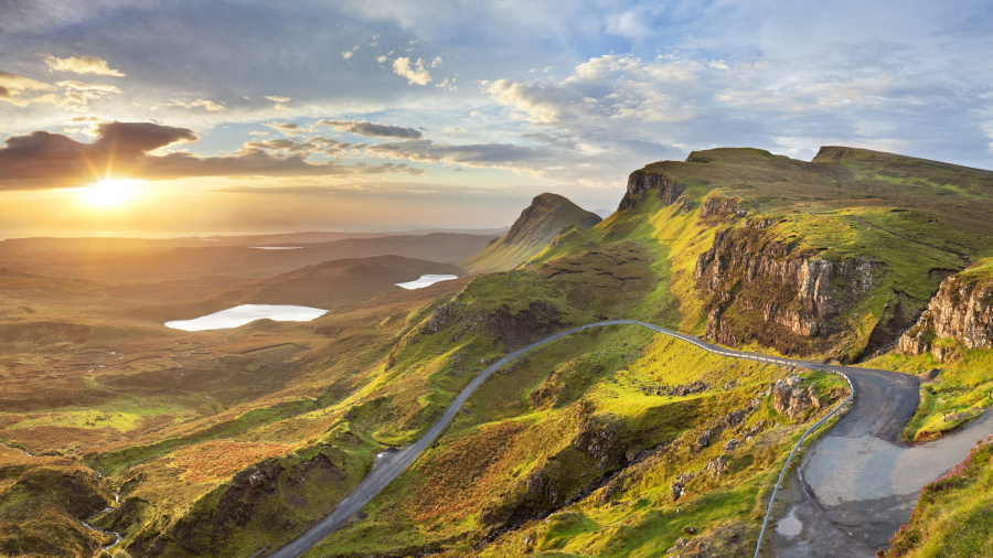 Đảo Skye là một trong nhiều địa điểm tuyệt đẹp dành cho du khách đến Scotland mà vẫn đảm bảo giãn cách xã hội