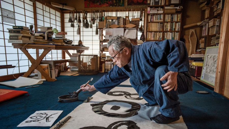 Takeshi Kano - một trong 8 nghệ nhân làm giấy washi thủ công nổi tiếng ở Mino.