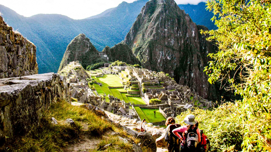 Sau khi đế chế Inca sụp đổ, Machu Picchu bị lãng quên cho đến khi nhà khảo cổ học người Mỹ Hiram Bingham tình cờ phát hiện năm 1911.