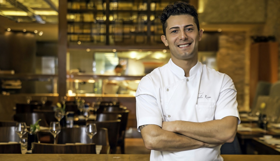 Nicola Russo đã góp phần giới thiệu ẩm thực nước nhà của anh đến với các thực khách sành ăn trên thế giới.