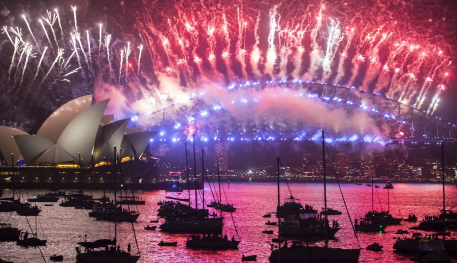 Pháo hoa ở vịnh Sydney được tổ chức hàng năm vào đêm Giao thừa