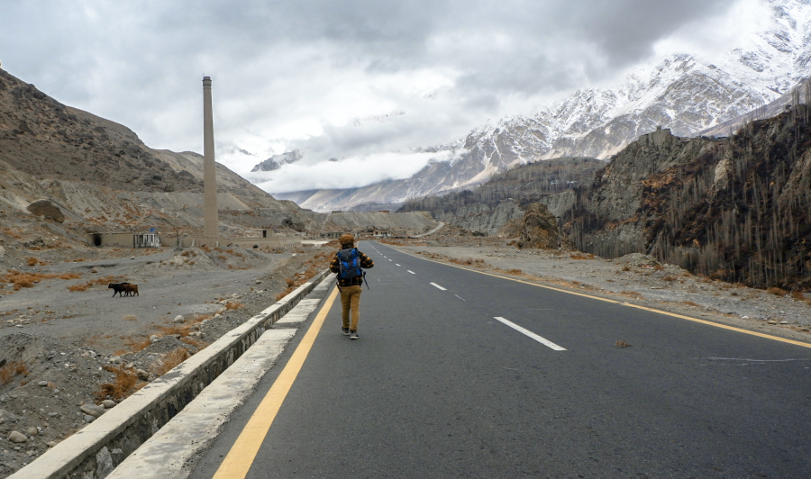 Rong ruổi trên xa lộ Karakoram